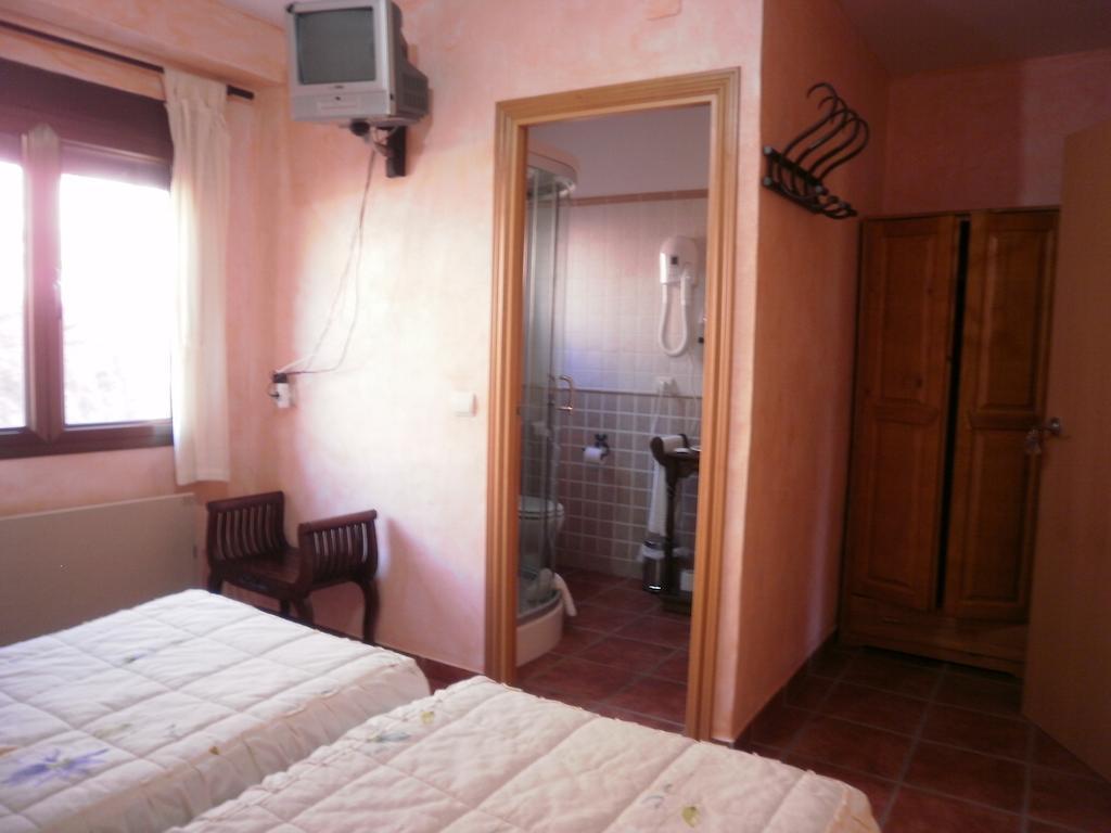 Hostal El Olmo Camarena de la Sierra Kamer foto