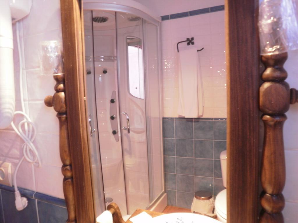 Hostal El Olmo Camarena de la Sierra Kamer foto